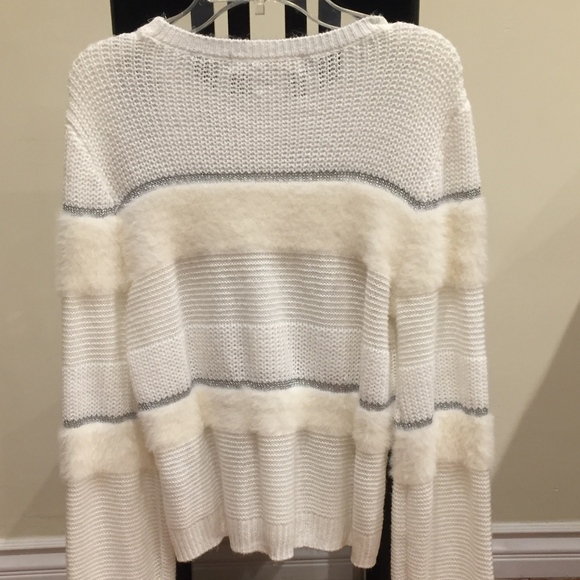 Cozy Sweater by FREE GENERATION - Picture 2 of 4